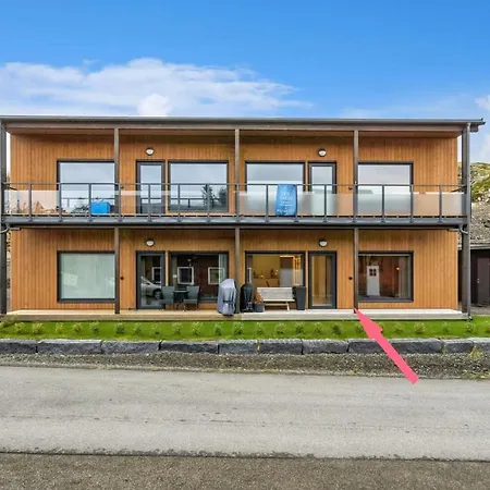 Kabelvag Apartment *